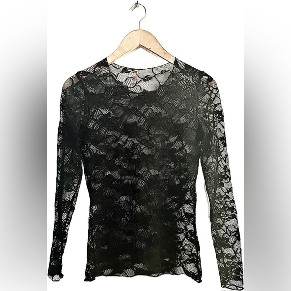 commando® Floral Lace Top - Picture 2 of 4
